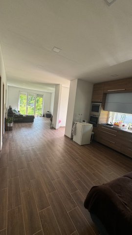 Kiadó családi ház, albérlet, Székesfehérvárott 300 E Ft / hó