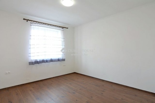 Eladó családi ház, Jászszentlászlón 34.9 M Ft, 3 szobás