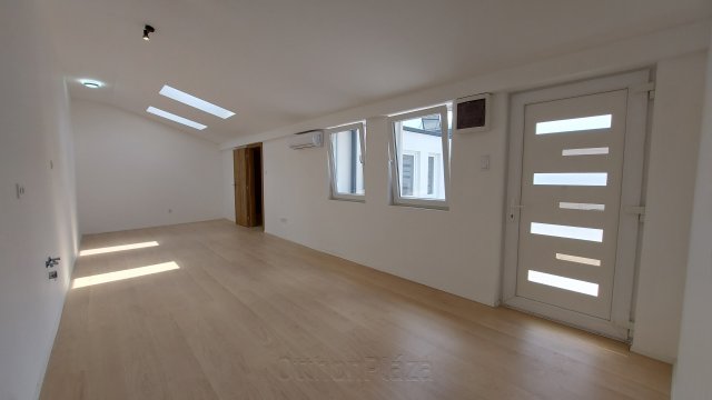 Eladó téglalakás, Budapesten, XV. kerületben 38.9 M Ft, 2 szobás