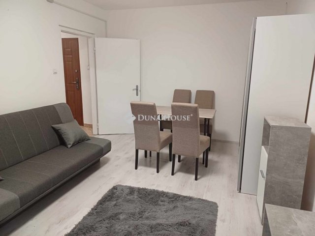Kiadó panellakás, albérlet, Miskolcon 130 E Ft / hó, 1+1 szobás