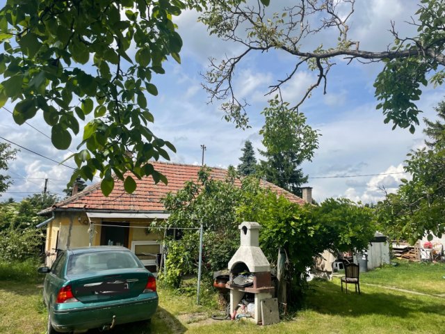 Eladó családi ház, Gárdonyban 47.9 M Ft, 2 szobás