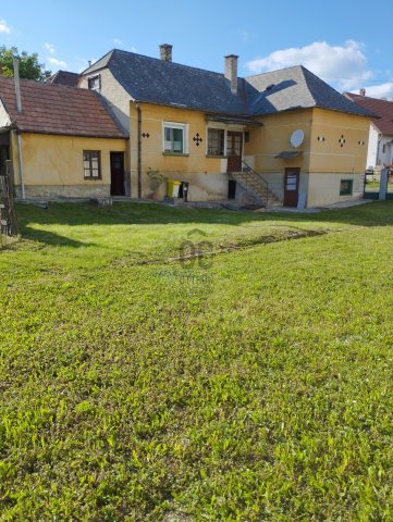Eladó családi ház, Lókúton 39 M Ft, 2 szobás