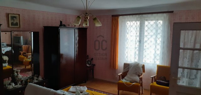 Eladó családi ház, Ózdon 15 M Ft, 7 szobás