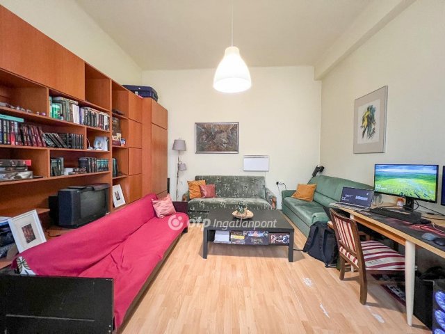 Eladó téglalakás, Budapesten, VIII. kerületben 48.8 M Ft