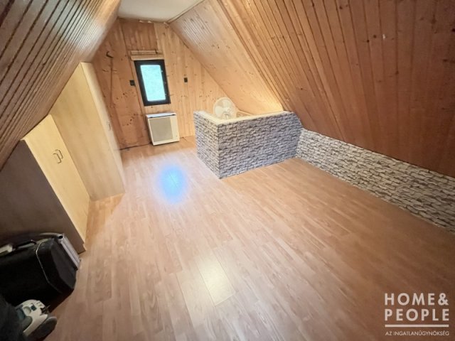 Eladó családi ház, Szegeden 31.899 M Ft, 2 szobás