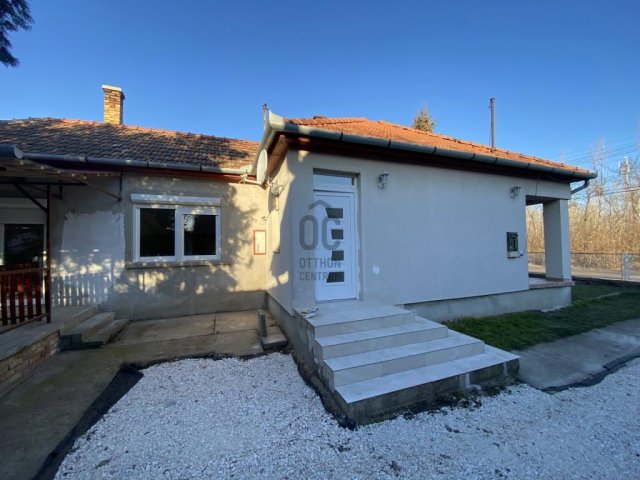 Eladó családi ház, Abonyban 37 M Ft, 3 szobás