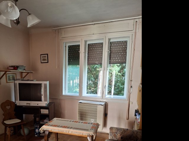 Eladó családi ház, Budapesten, X. kerületben 65 M Ft, 2+1 szobás