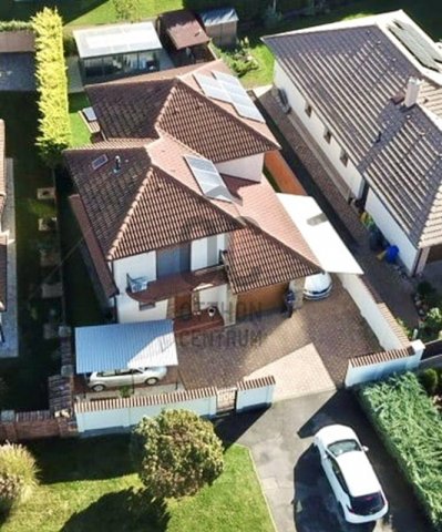 Eladó családi ház, Debrecenben 149.9 M Ft, 5 szobás