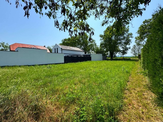 Eladó telek, Balatonőszödön, Szent István utcában 34.9 M Ft