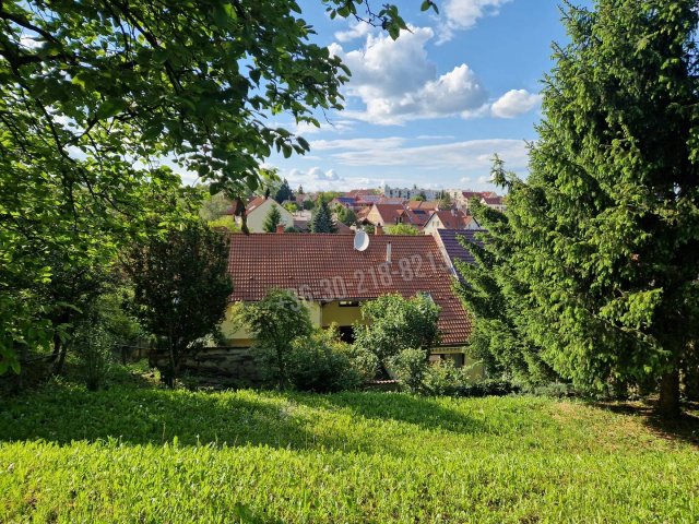 Eladó családi ház, Egerben 89 M Ft, 6 szobás