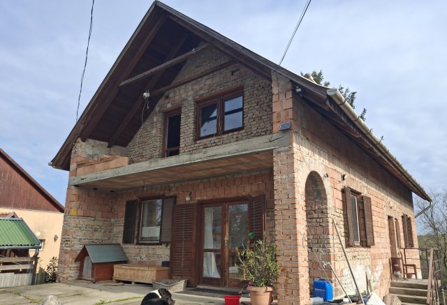Eladó családi ház, Erdőkertesen 69.9 M Ft, 4 szobás