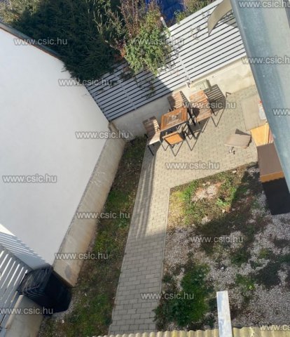 Eladó családi ház, Budaörsön 124.9 M Ft, 4 szobás