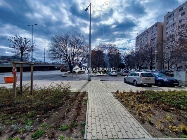 Eladó téglalakás, Budapesten, XIII. kerületben 56.9 M Ft