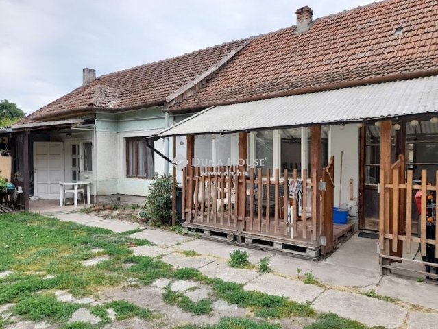 Eladó családi ház, Békéscsabán 39.5 M Ft, 6 szobás