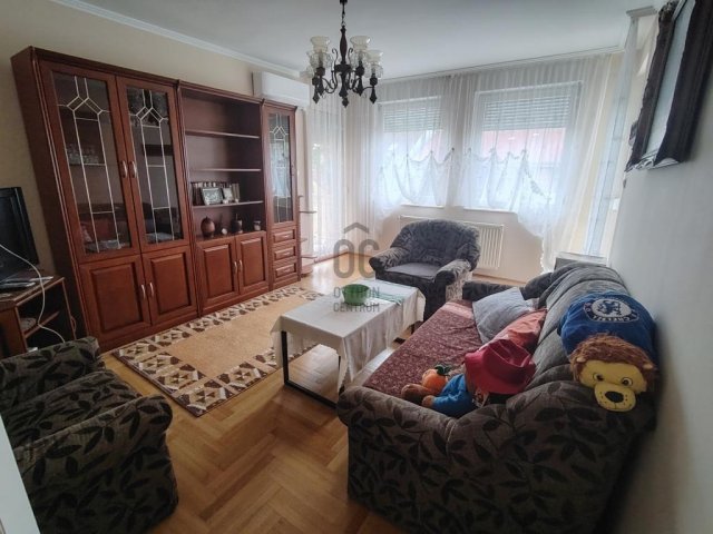 Eladó téglalakás, Budapesten, XIV. kerületben 90 M Ft, 3 szobás