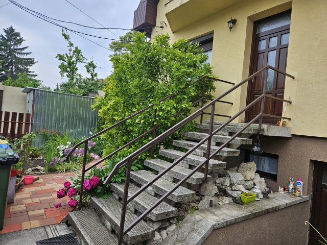 Eladó téglalakás, Budapesten, XVII. kerületben 156 M Ft