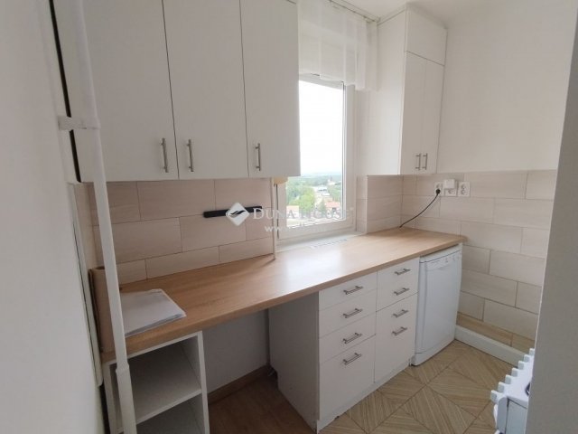 Eladó panellakás, Budapesten, XV. kerületben 65 M Ft, 3 szobás
