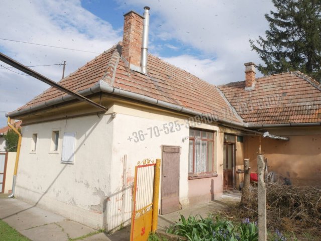 Eladó családi ház, Pilisen 31.99 M Ft, 3 szobás