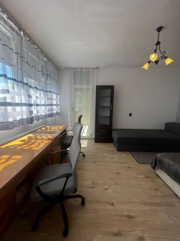 Kiadó téglalakás, albérlet, Debrecenben 360 E Ft / hó, 3 szobás