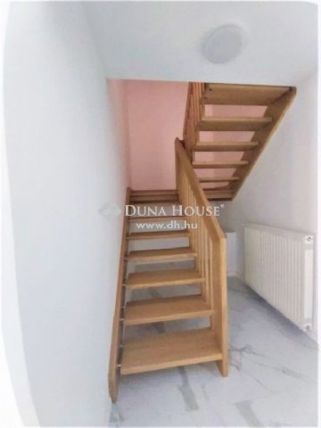 Eladó téglalakás, Budapesten, I. kerületben 109 M Ft, 3 szobás