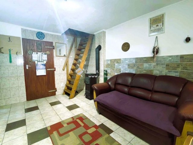 Eladó nyaraló, Szekszárdon 23.5 M Ft, 1 szobás
