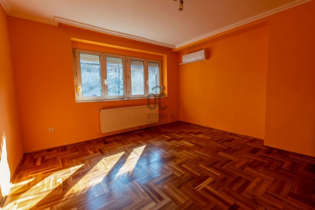 Kiadó téglalakás, albérlet, Székesfehérvárott 220 E Ft / hó
