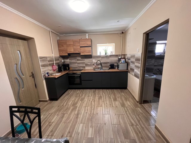 Eladó családi ház, Gávavencsellőn 29.5 M Ft, 2 szobás