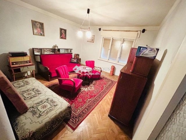 Eladó családi ház, Molnárin 29.5 M Ft, 4+1 szobás