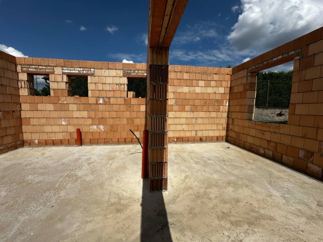 Eladó ikerház, Tabon 58 M Ft, 4 szobás / költözzbe.hu