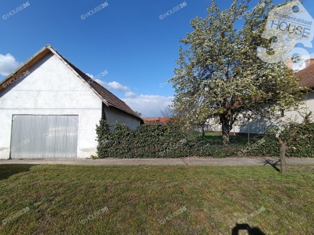 Eladó családi ház, Szankon 12.99 M Ft, 3 szobás