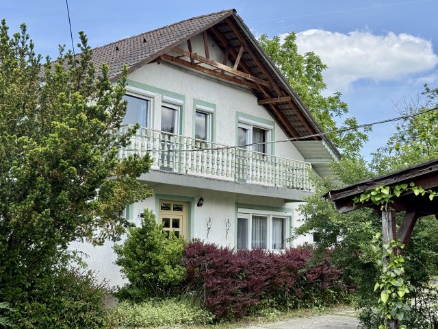 Eladó családi ház, Németkéren 45 M Ft, 5 szobás