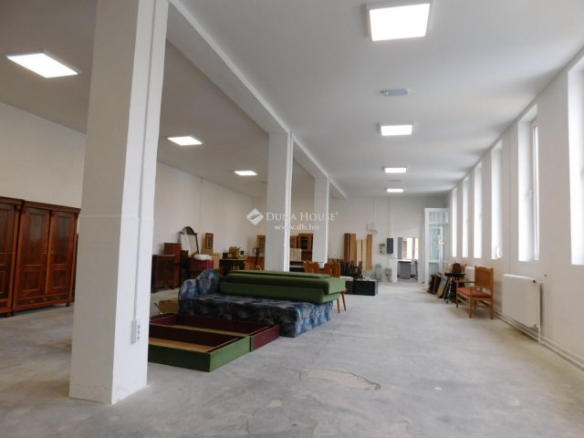 Eladó ipari ingatlan, Szombathelyen 87 M Ft / költözzbe.hu