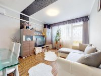 Eladó panellakás, Nyíregyházán 37.4 M Ft, 2 szobás