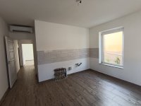 Eladó téglalakás, Cegléden 48 M Ft, 3 szobás