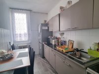 Eladó téglalakás, Oroszlányban 30 M Ft, 3 szobás