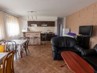 Kiadó családi ház, albérlet, Székesfehérvárott 945 E Ft / hó