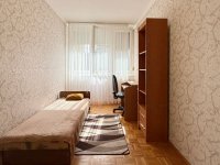 Kiadó téglalakás, albérlet, Debrecenben 120 E Ft / hó, 3 szobás