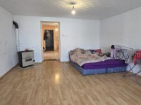 Eladó családi ház, Alapon 12.5 M Ft, 2 szobás