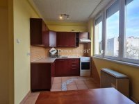 Eladó téglalakás, Zalaegerszegen 28 M Ft, 2 szobás