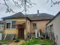 Eladó családi ház, Döbröközön 7.99 M Ft, 2 szobás