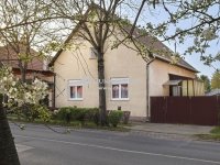 Eladó családi ház, XVI. kerületben 90 M Ft, 3 szobás