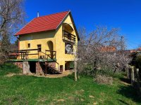 Eladó családi ház, Felsőörsön 59.9 M Ft, 1+2 szobás