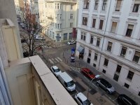 Kiadó téglalakás, albérlet, V. kerületben 330 E Ft / hó