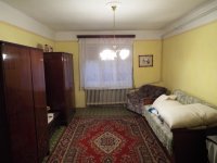 Eladó családi ház, Előszálláson 9 M Ft, 2 szobás