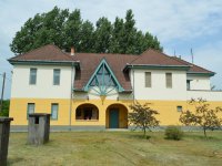 Eladó családi ház, Lakitelken 74 M Ft, 7 szobás
