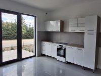 Kiadó téglalakás, albérlet, Taksonyon 240 E Ft / hó, 3 szobás