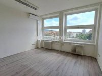 Kiadó iroda, Pécsett, Esztergár Lajos utcában 80 E Ft / hó