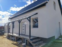 Eladó családi ház, Ceglédbercelen 57.9 M Ft, 6 szobás