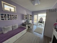 Eladó családi ház, Szigetszentmiklóson 119.9 M Ft, 5 szobás