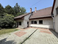 Eladó családi ház, Szentendrén 114.9 M Ft, 5 szobás